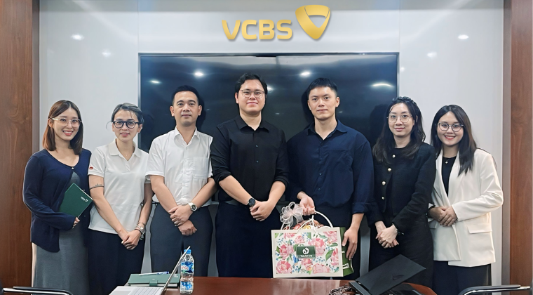 Seongon và khách hàng VCSB